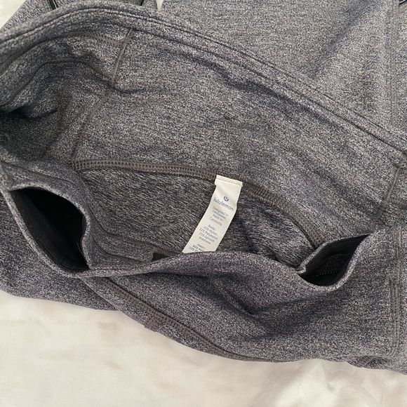 LULULEMON Capri Legging - Picture 6 of 6